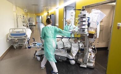 У лікарні Гамбурга інфіковані десятки лікарів і пацієнтів