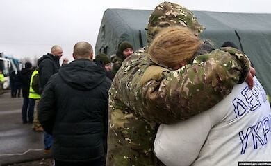 Офис президента Украины подтверждает старт обмена удерживаемыми лицами