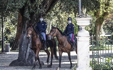 Штрафи за порушення карантину місцева поліція виписує все частіше