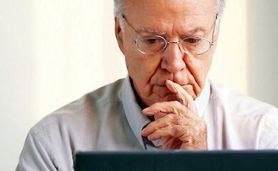 Пенсіонери, які змінили адресу, місяцями не можуть отримати пенсію