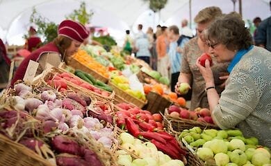Ринки можуть відкрити раніше запланованих строків
