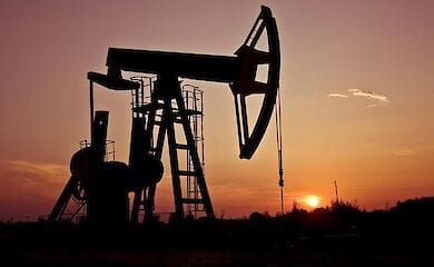 Апрель может оказаться самым тяжелым месяцем за всю историю нефтяной промышленности