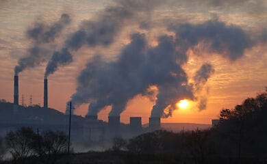 Загрязненный воздух во время беременности может обернуться задержкой роста у детей