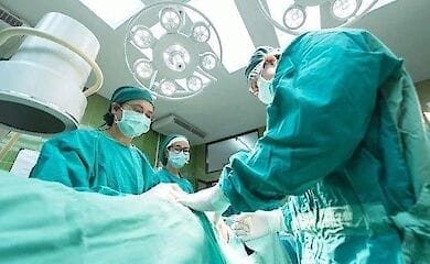 Названы разрешенные на время карантина операции