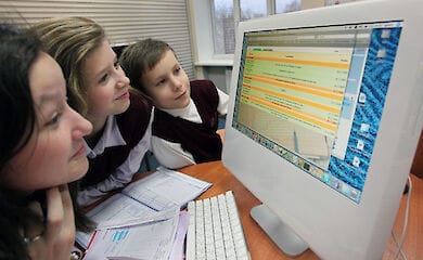 Дистанційне навчання в школах триватиме до кінця травня