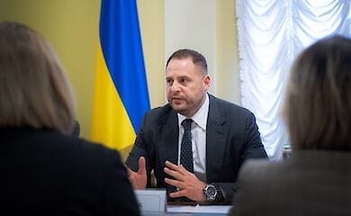 Офис президента ищет кадры в регионах