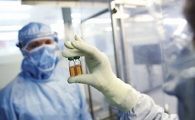 Вітчизняні ліки від коронавирусу випробують в п'яти лікарнях України