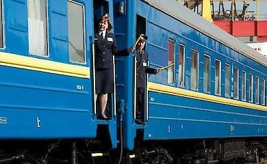 Криклий рассказал, как будут возобновлять пассажирское ж/д сообщение