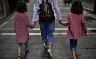 Як переживають карантин в Україні самотні матері