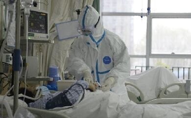 Вчені назвали аномальні зміни, що відбуваються в організмі хворих на COVID