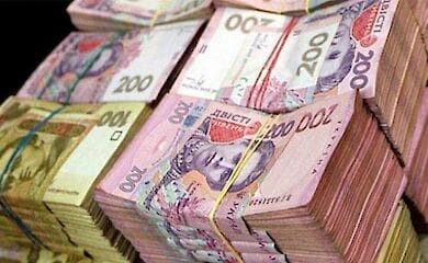 У Києві чиновницю звинувачують у привласненні 2,4 млн, виділених на дитячі проекти