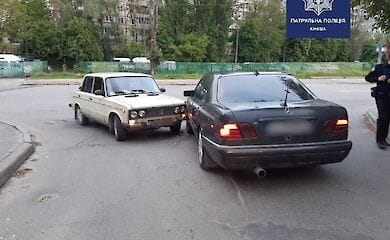 Під час оформлення ДТП патрульні помітили ознаки сп'яніння у обох учасників ДТП
