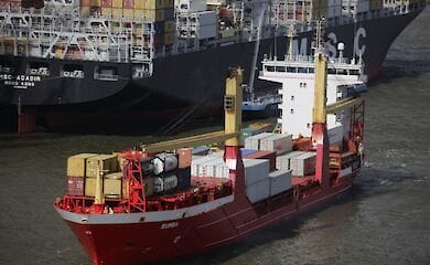 ВТО зафиксировала рекордное падение индекса мировой торговли