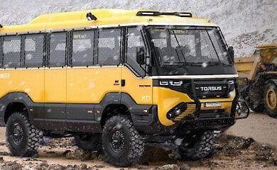 "Похож на маршрутку": Желтый автобус украинского производства получил международное признание