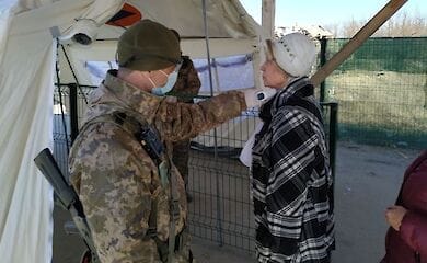 Пункти пропуску на Донбасі відкриють після 10 червень