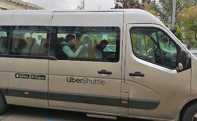 Перевозчики утверждают, что международная сеть работает незаконно