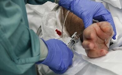 В Іспанії перерахували тих, хто помер від коронавирусу. Їх виявилося більше