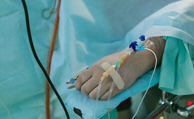 Родственики отключили больного от аппарата ИВЛ 