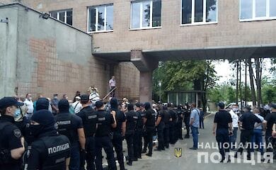 Блокирование машины скорой с больным COVID19 в Харькове расследует полиция