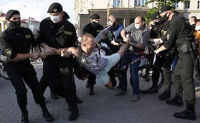 ЄС загрожує Білорусі санкціями