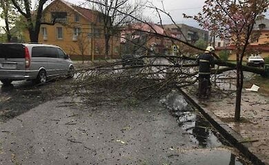 В результате непогоды в Ивано-Франковской области два человека погибли, еще один пропал без вести
