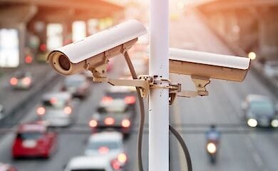 Как видеофиксация на дорогах срабатывает при отсутствии номеров