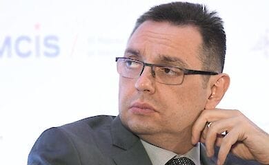 У министра обороны Сербии после возвращения из Москвы нашли коронавирус