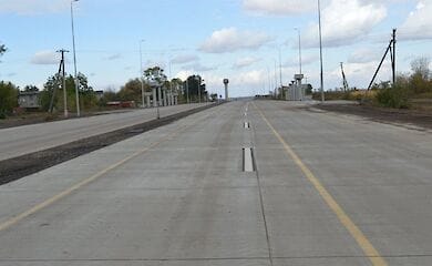 Бетонную трассу сдадут в эксплуатацию до конца года