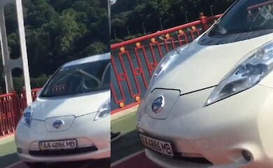 Еще один водитель-нарушитель выехал на пешеходный мост в Киеве