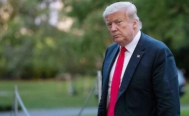 Трамп заверил, что регулярно надевает защитные маски