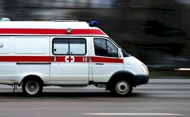 Чиновника КМДА побили