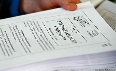 Випускники з окупованих територій отримали право вступати до українських вишів без ЗНО