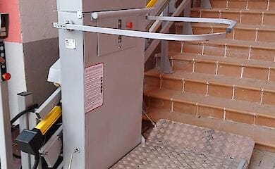 120 станцій і вокзалів обладнають підйомниками для людей з інвалідністю