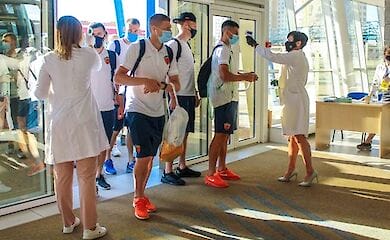 В МФК Металлург Запорожье зафиксировали вспышку коронавируса