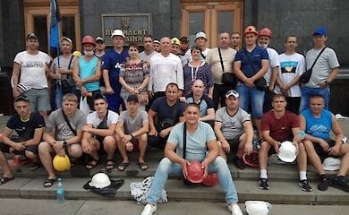 Шахтеры закончили акцию протеста под стена Офиса президента