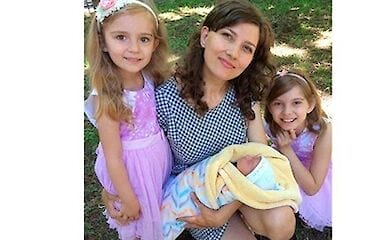 Вінничанка народила дитину у закритого пологового будинку