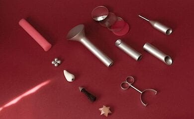 Дизайнер выпустил набор секс-игрушек для людей, кому за 50