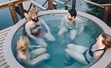 В бельгийском городе Беринген анонсировали открытие джакузи-кинотеатра на одни выходные в октябре