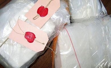 Полиции во Франции разрешили штрафовать за употребление наркотиков на месте 