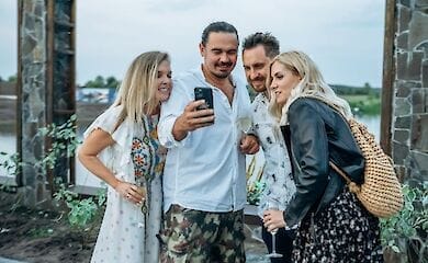 Друга Ріка и светские гости на открытии нового загородного комплекса RIVERWOOD