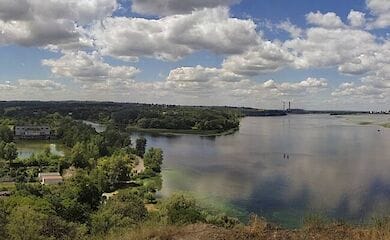 Подборка лучших мест для отдыха с палатками на Днепре в Киевской области