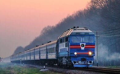 У поїзді Харків-Ужгород п'яні пасажири пили і лаялися