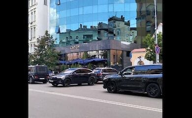 В Киеве подожгли Tesla Богдана