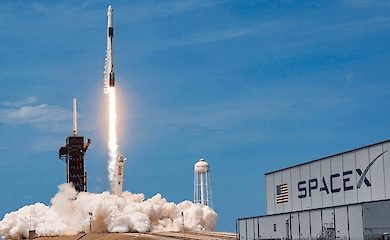 SpaceX ищет сотрудника, который превратит площадку рядом с космодромом в первый курорт компании