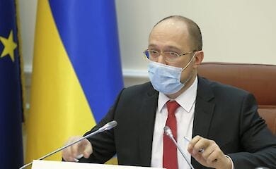 Кабмін говорить про відновлення економіки з третього кварталу