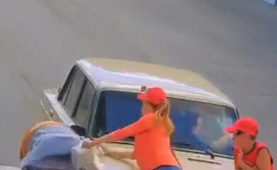 В Песочине под Харьковом автомобиль сбил молодую женщину с младенцем