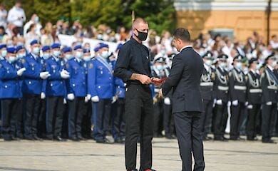 Президент призвал украинцев ценить друг друга