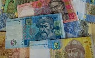 Поки водій бився з пасажиром, з маршрутки вкрали денну виручку