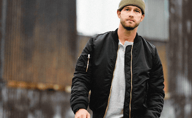 Что такое мужской бомбер и кто его создал?