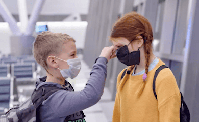 Маски входять до переліку того, що купують батьки - МОН